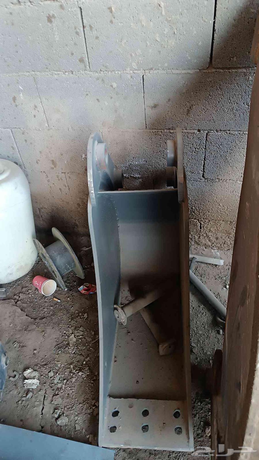 Al-Batin was drilled with a large JCB.630327132170261111
