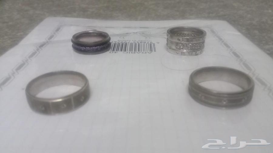 Old original unused silver rings and an old silver pendant63414124883971112