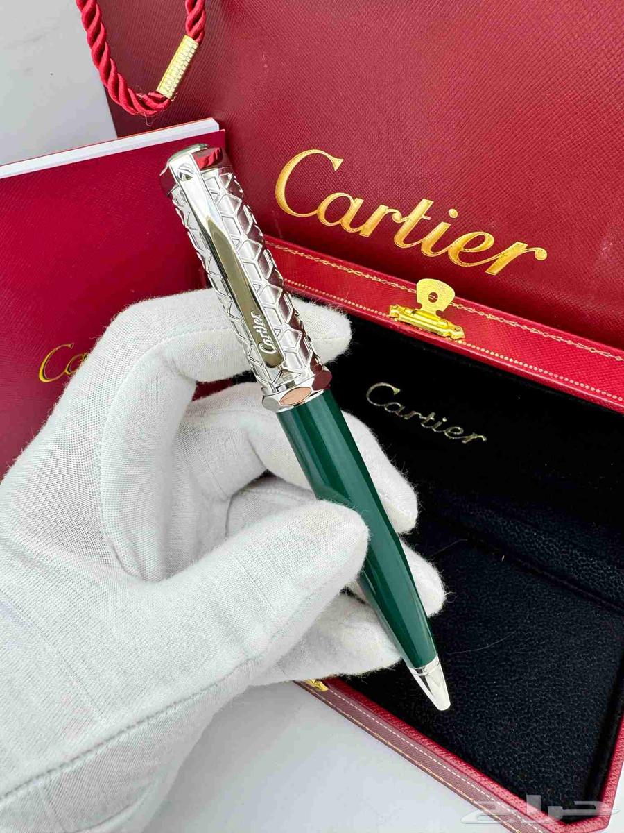 Cartier Santos watch model with open cover and escape63415434262402111