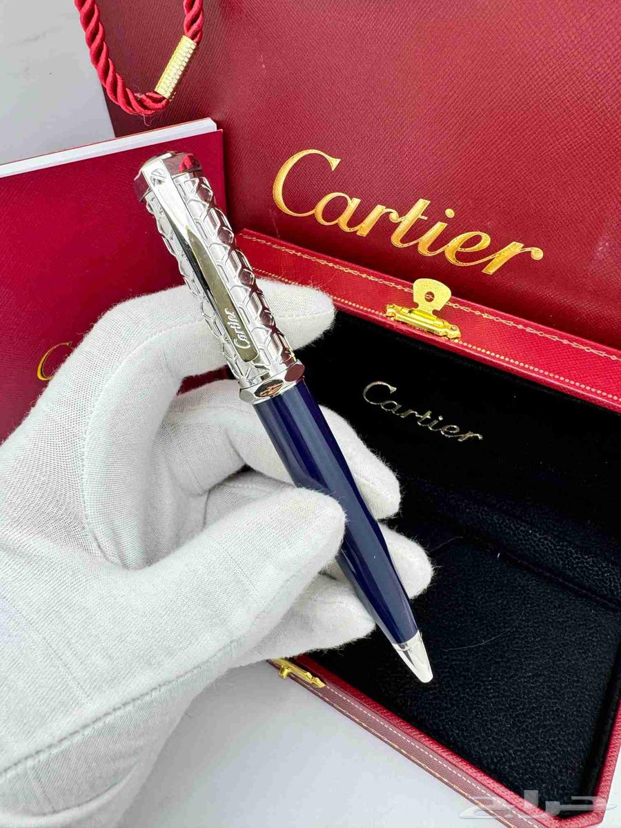 Cartier Santos watch model with open cover and escape63415434262402112
