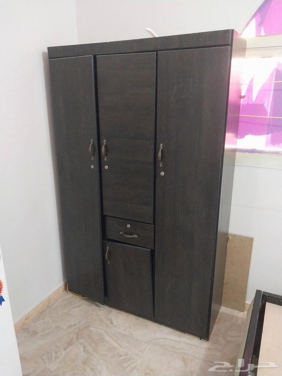 4 sofas, an automatic washing machine, and a wardrobe with a double bed.63415650493442113