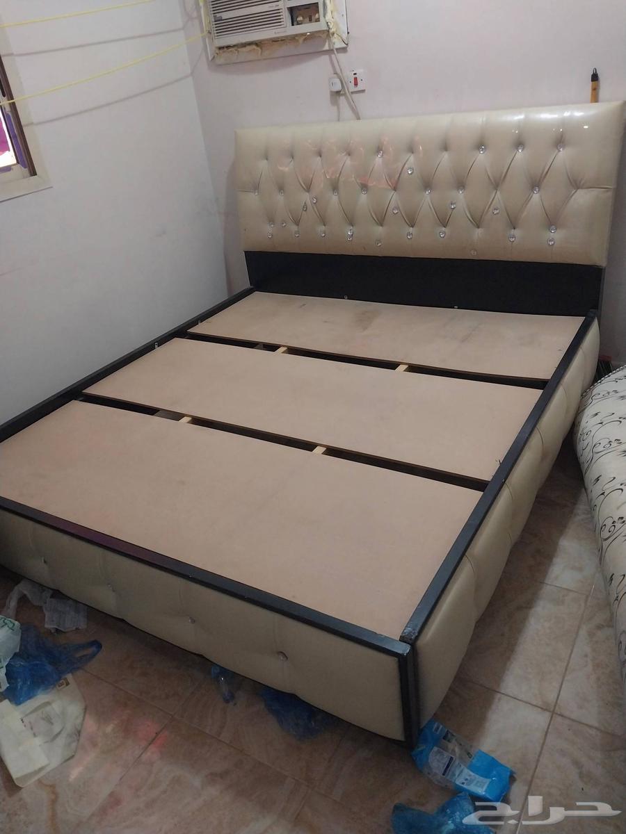 4 sofas, an automatic washing machine, and a wardrobe with a double bed.63415650493442114