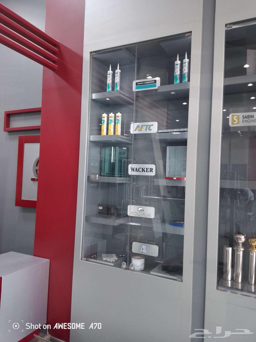 Glass technician, Skrit installation of glass and maintenance of glass doors63034450292482112