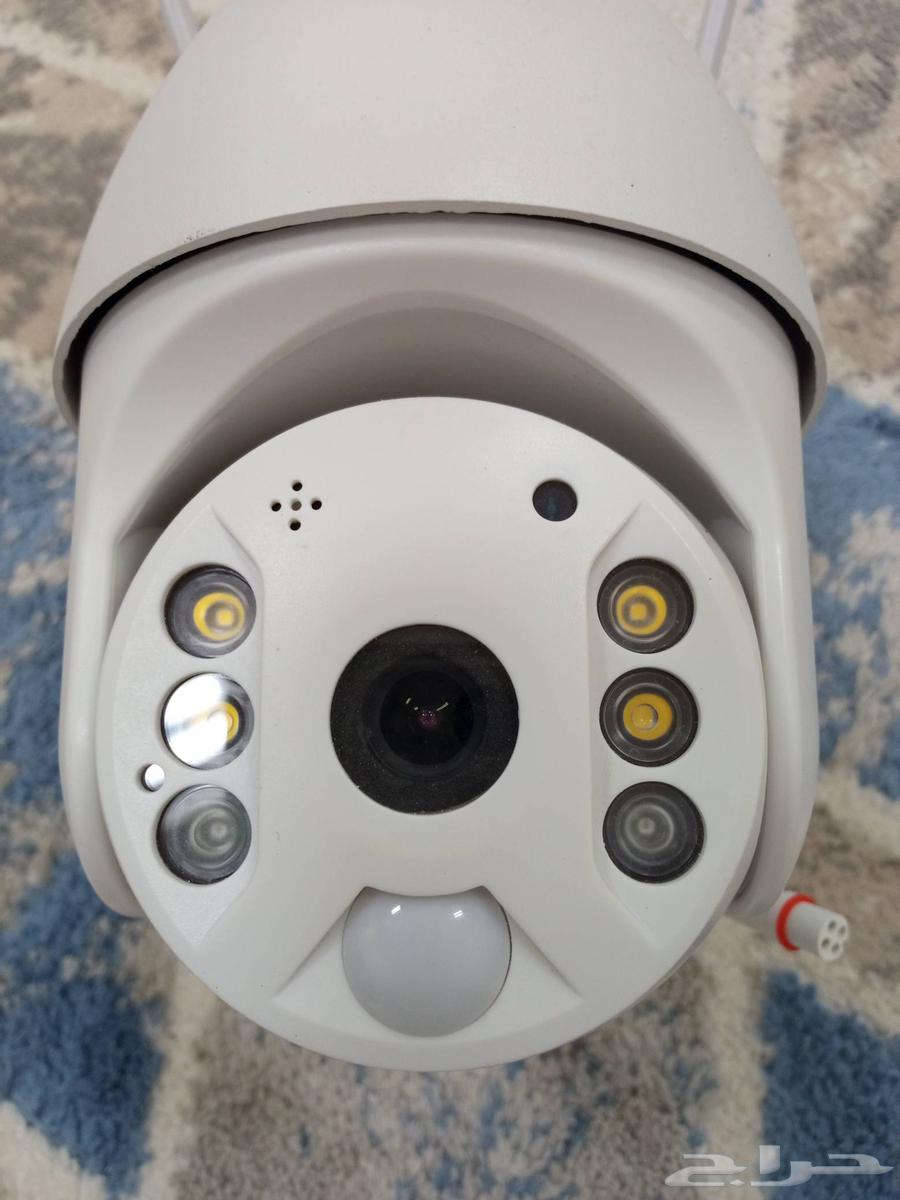 The surveillance camera I bought is new and uses solar energy.63417637875457113