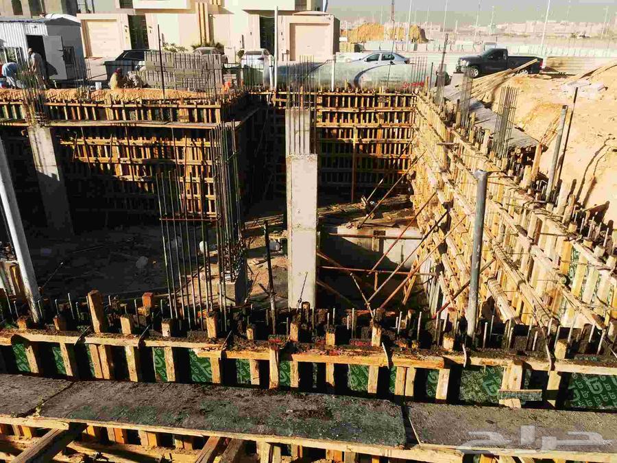Building contractor63033155919618112