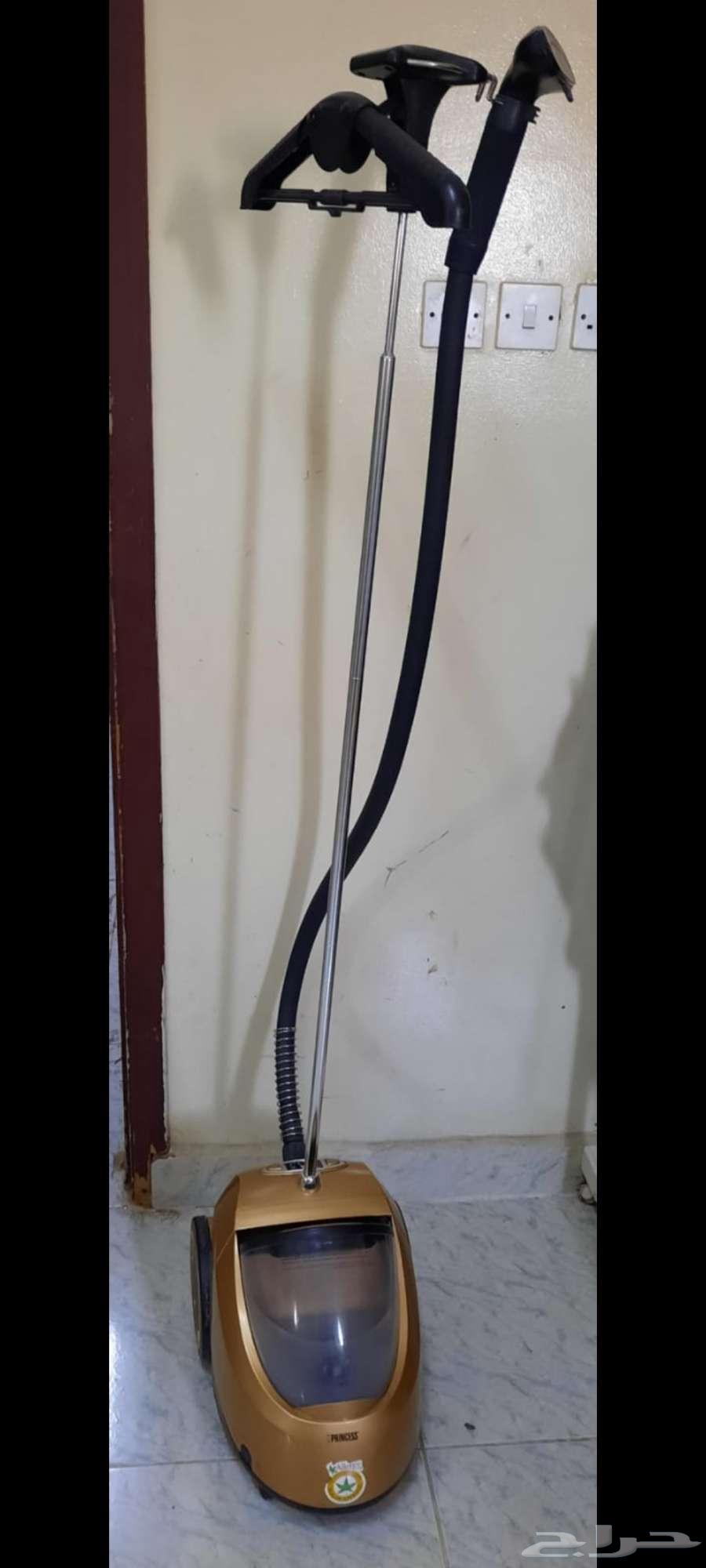 Steam iron63415379570306112