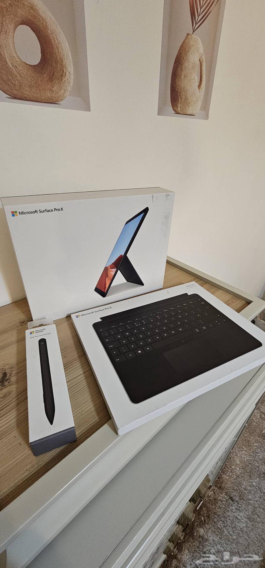 Microsoft Surface X SQ163414705268994112