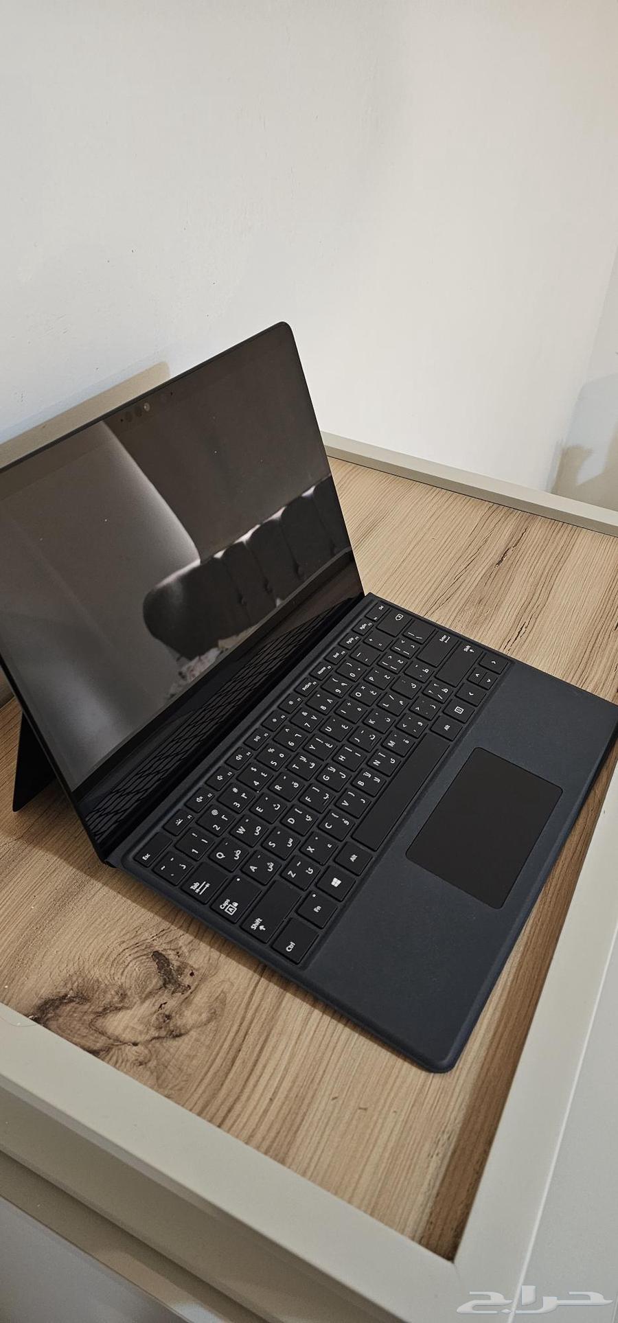 Microsoft Surface X SQ163414705268994111