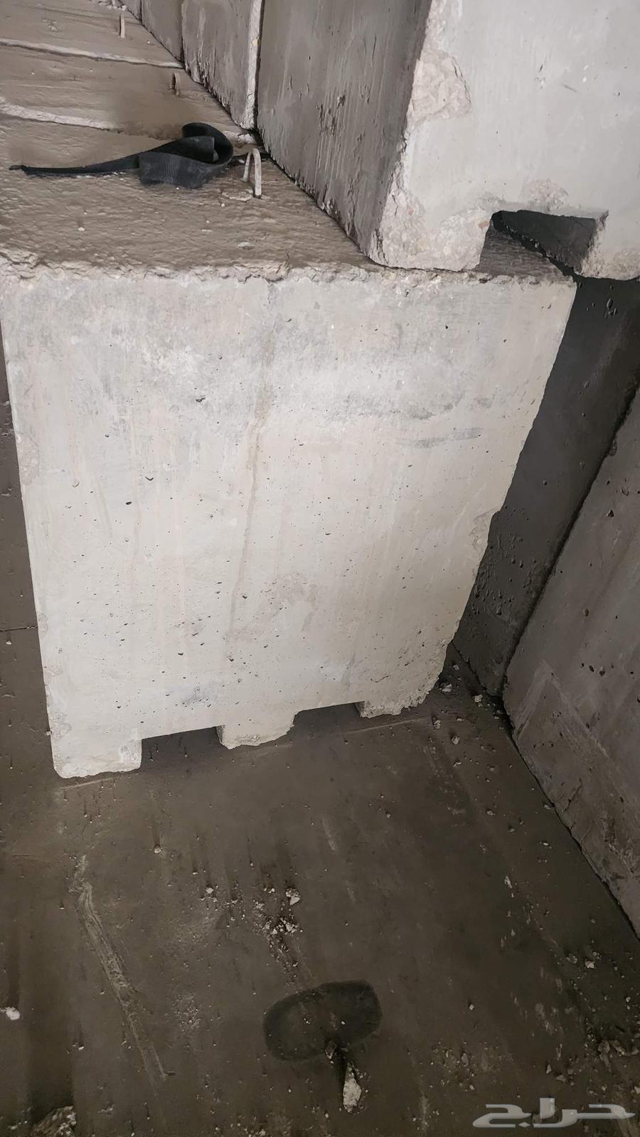 بلاط رصيف وحواجز اسمنتيه63033166505986114