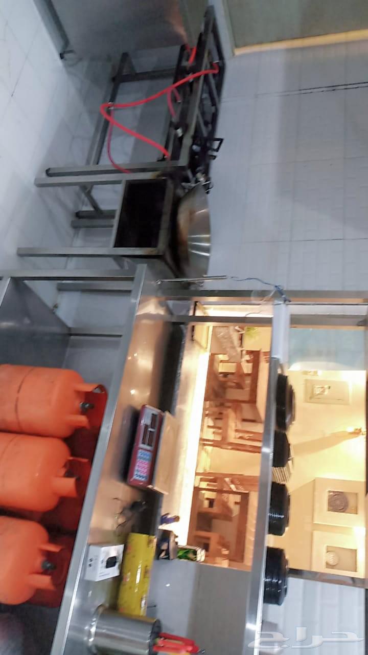 Hello, there is a restaurant available for sale or investment in Al-Ahsa63440551415555114