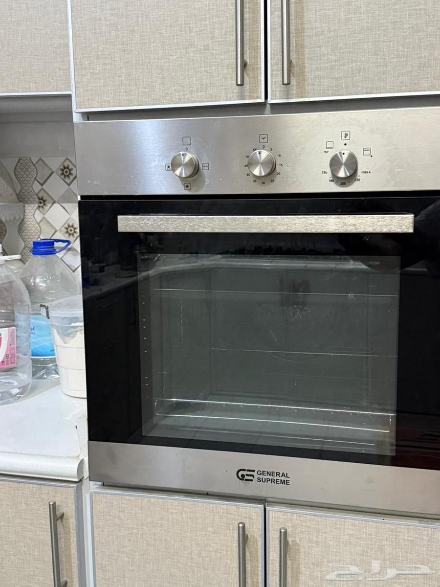 Surface gas is available with the oven; selling urgently.63409483881603113