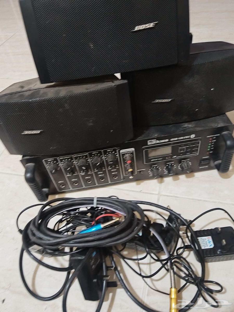 Amplifier with its speakers for sale63407544659329112