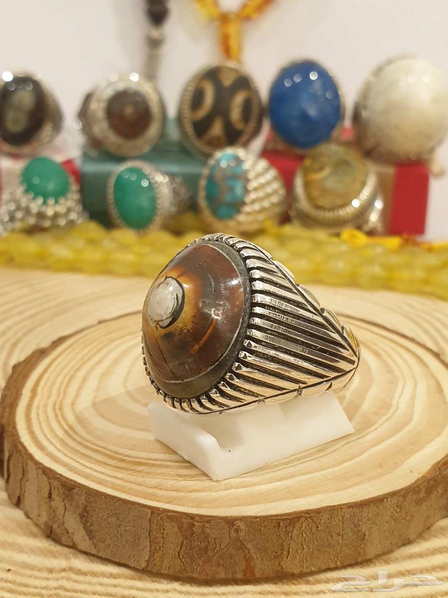 Yemeni Dawoodi Aqeeq with white eye, unique and rare color63402870578433114