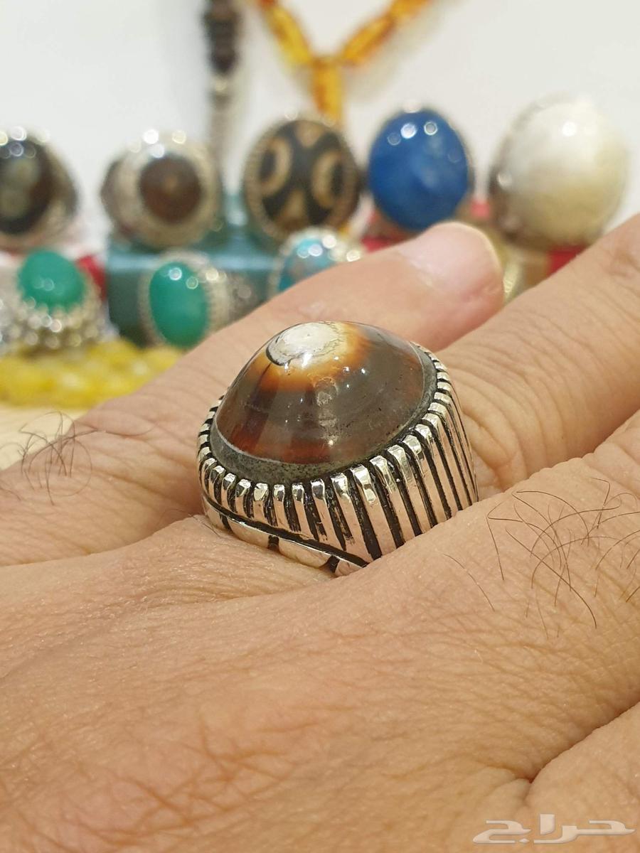 Yemeni Dawoodi Aqeeq with white eye, unique and rare color63402870578433112