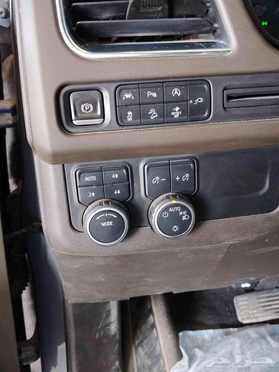 Chevrolet Suburban 202263613088290433111