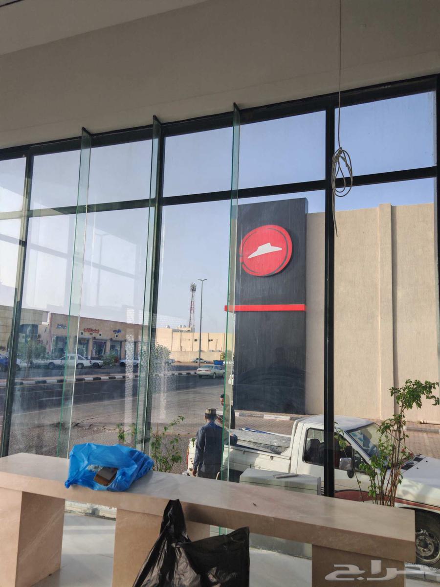 توريد وتركيب زجاج سكريت وصيانه وتركيب ماكينه اتومتك63034825515905113