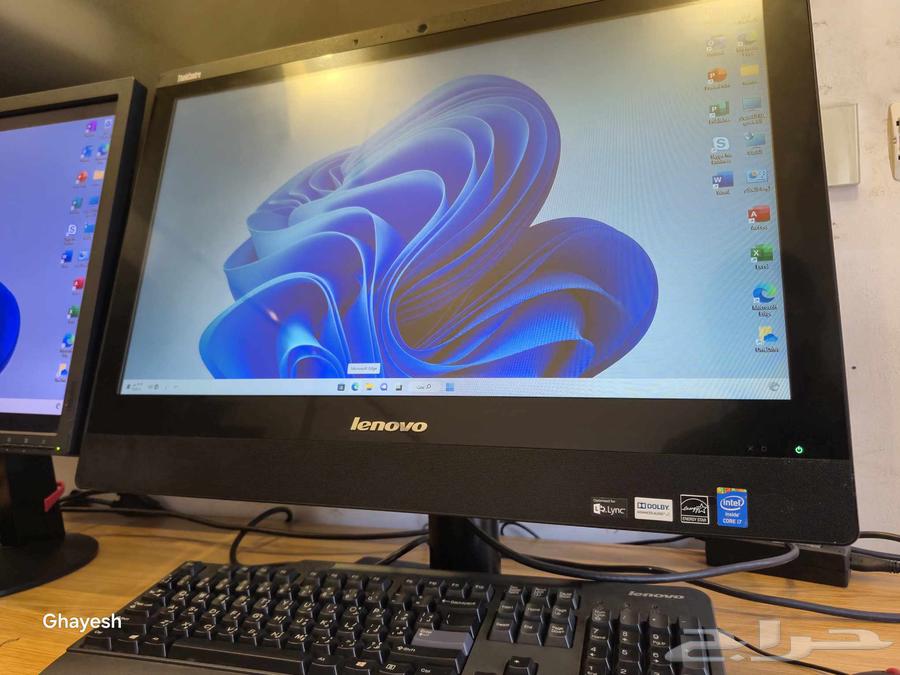 Lenovo all-in-one Core i7 touch screen63404109276034112