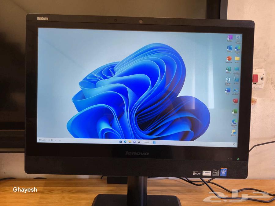 Lenovo all-in-one Core i7 touch screen63404109276034114