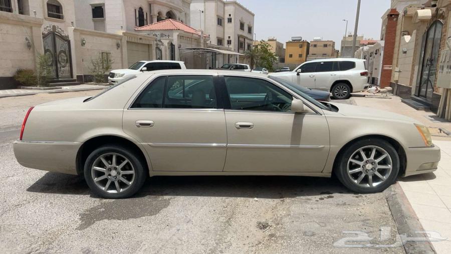 2010 Cadillac DTS 2010 runs fine, only the AC doesn't work.63613446238211112