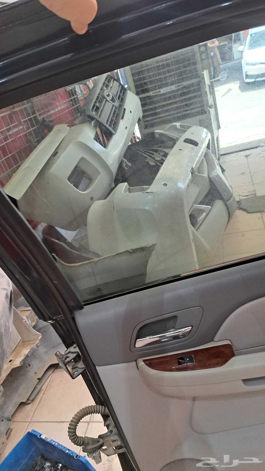 باب تاهو خلفي يمين كامل مع الدكور ودكور خلفي يمين63613442746369114