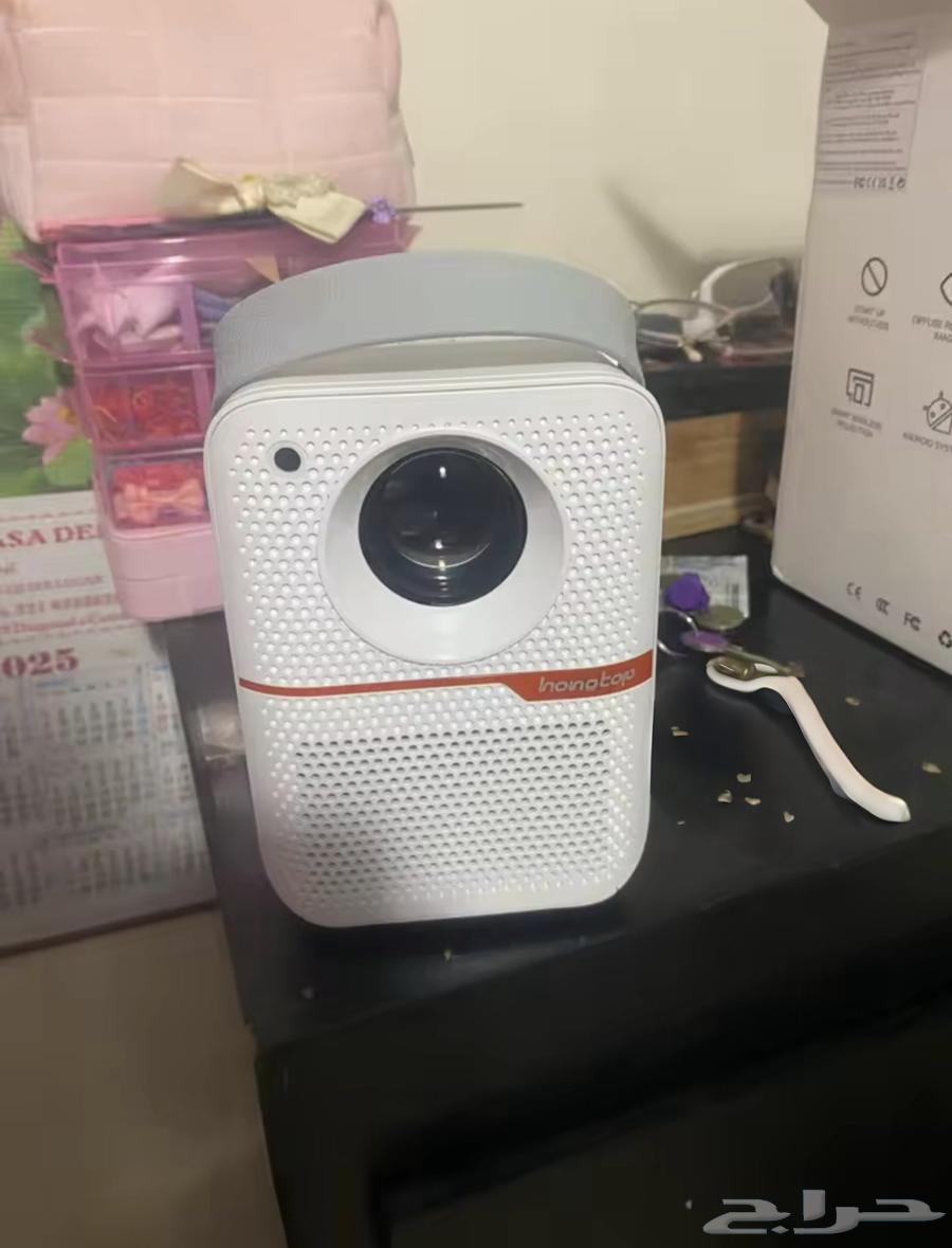 بروجكتر شاشه مشاهده63402136592385111