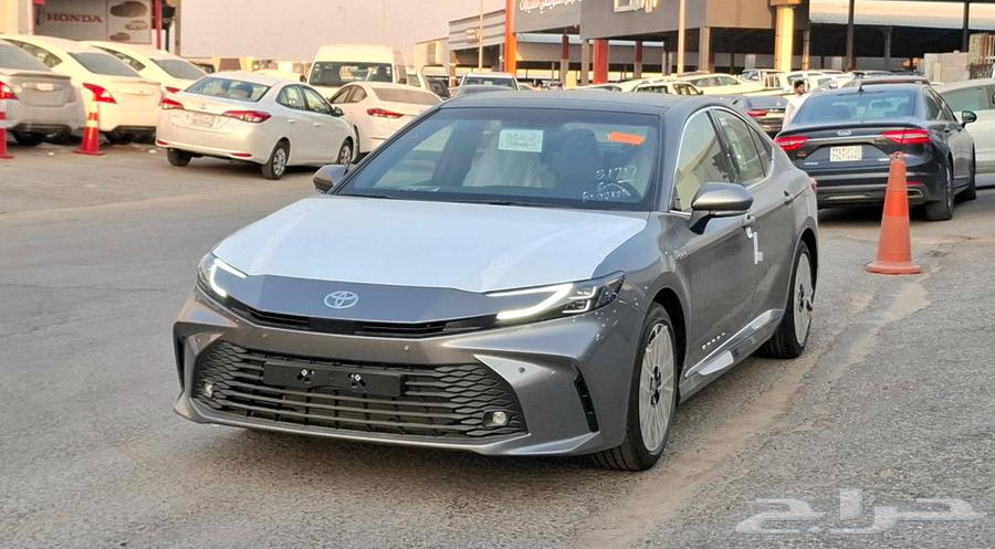 2025 Camry LE Hybrid Titanium63613433133826111