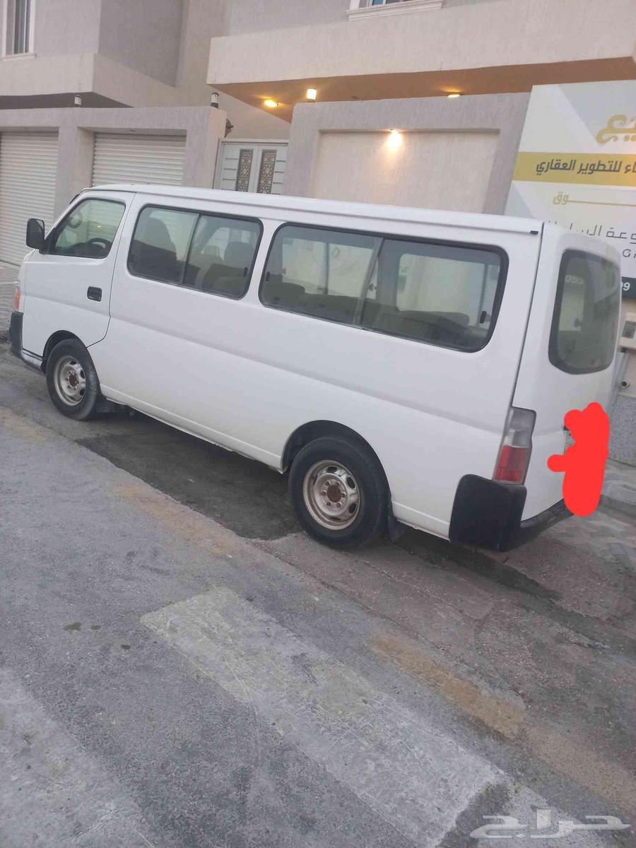 Cargo and passenger buses for monthly or annual rental63613694226945111