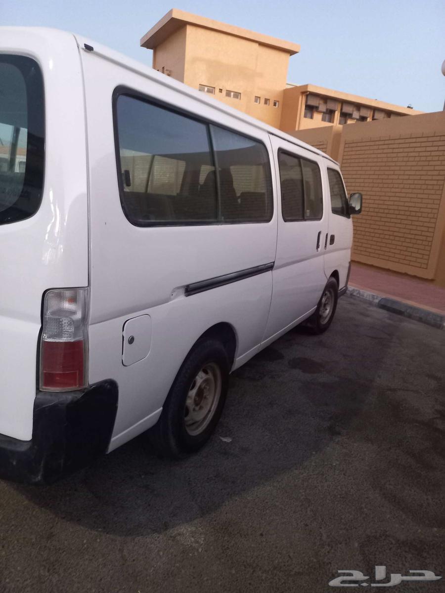 Cargo and passenger buses for monthly or annual rental636136942269451111