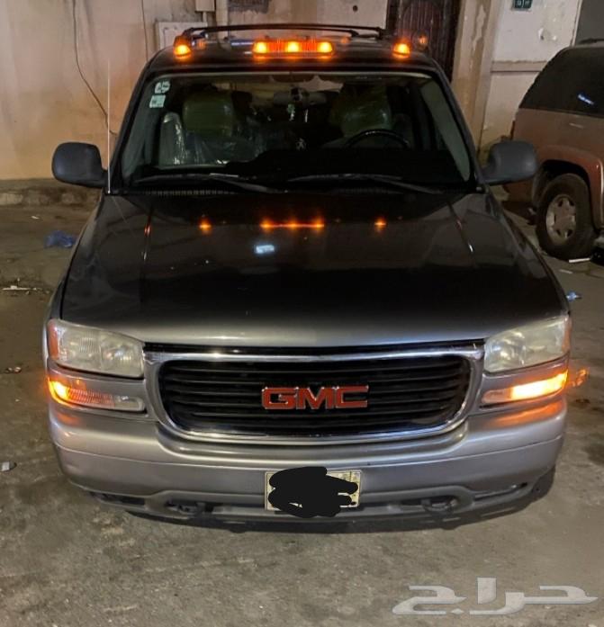 I present to you a 2002 GMC Suburban63613424920578119