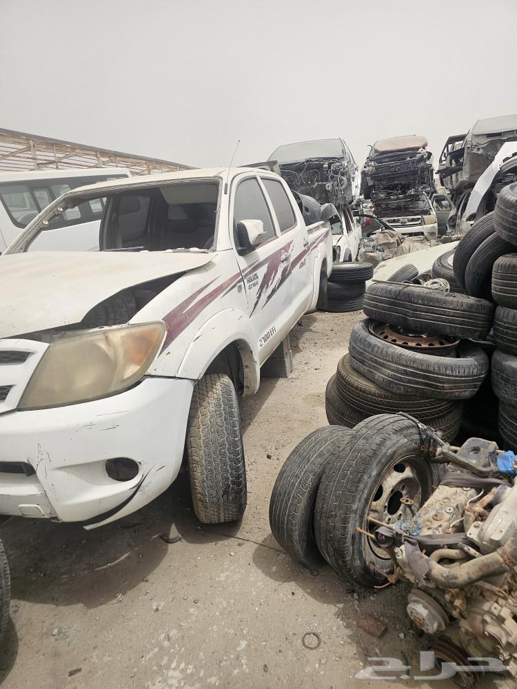 Highlux car model 2013, dismantled, double and regular, all parts available63613440593537114