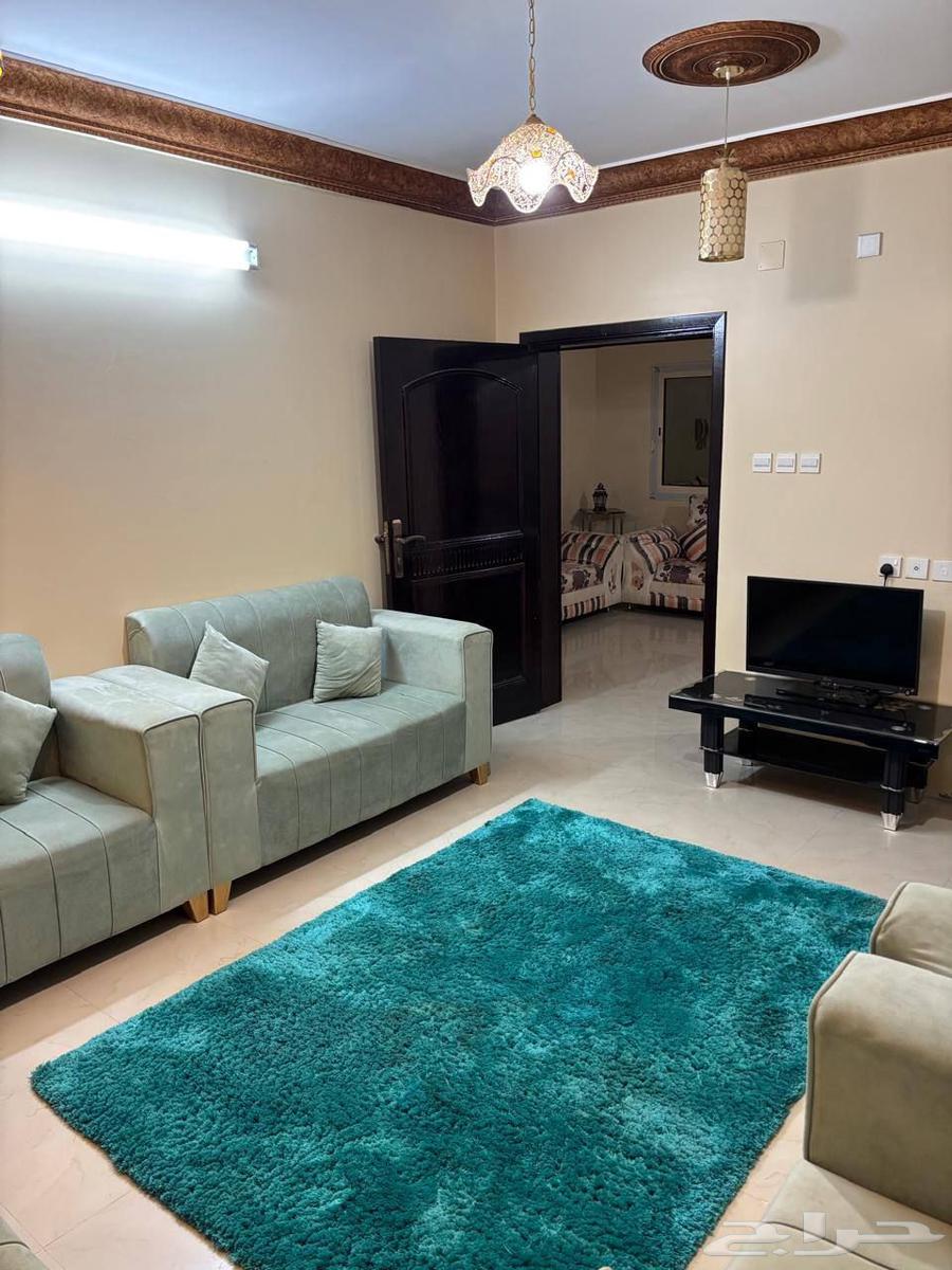 4 غرف مؤثثة ومكيفه للإيجار شهر صفر62899818837377113