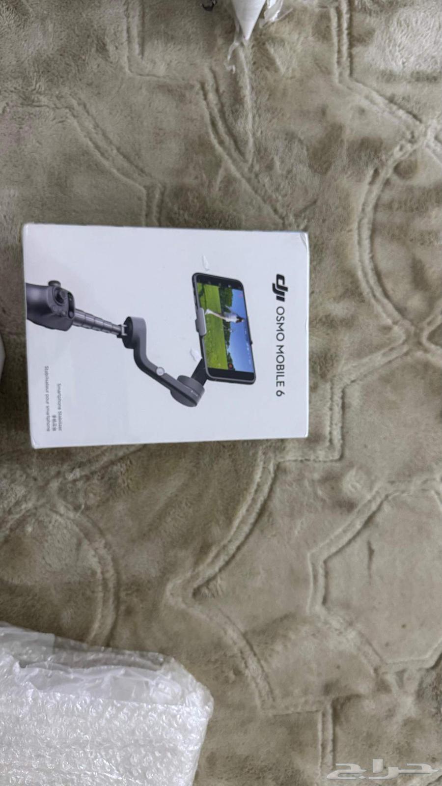 New DJI Osmo Mobile 6 tripod, never opened63373259580547113