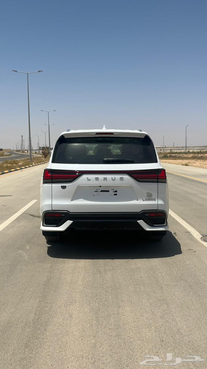لكزس F-Sport 202563613715981059113