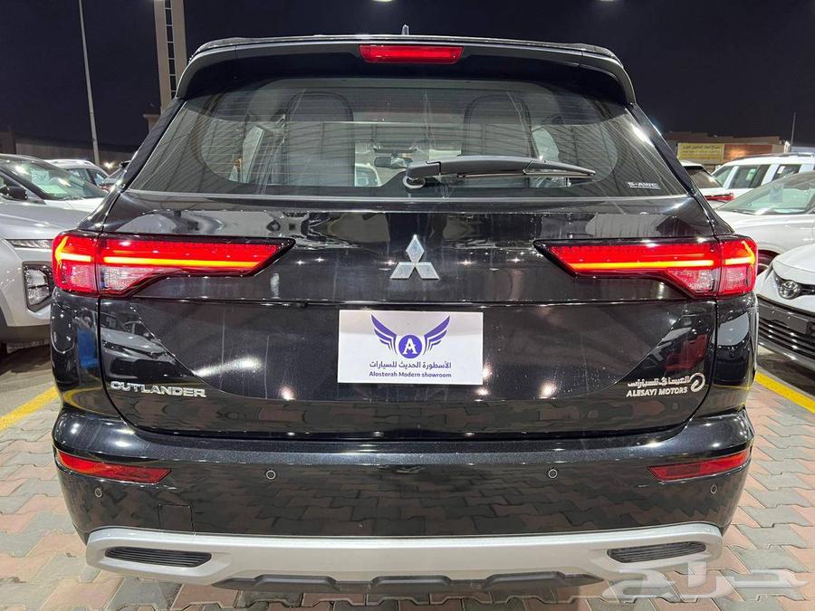 Mitsubishi Outlander High Line. 2025. Available for cash63614183721346114