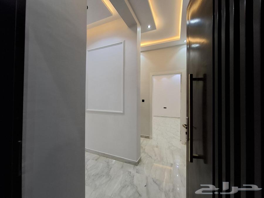 دور ارضي بحي الغروب بصك مستقل 300 متر شغل شخصي63366122604034113