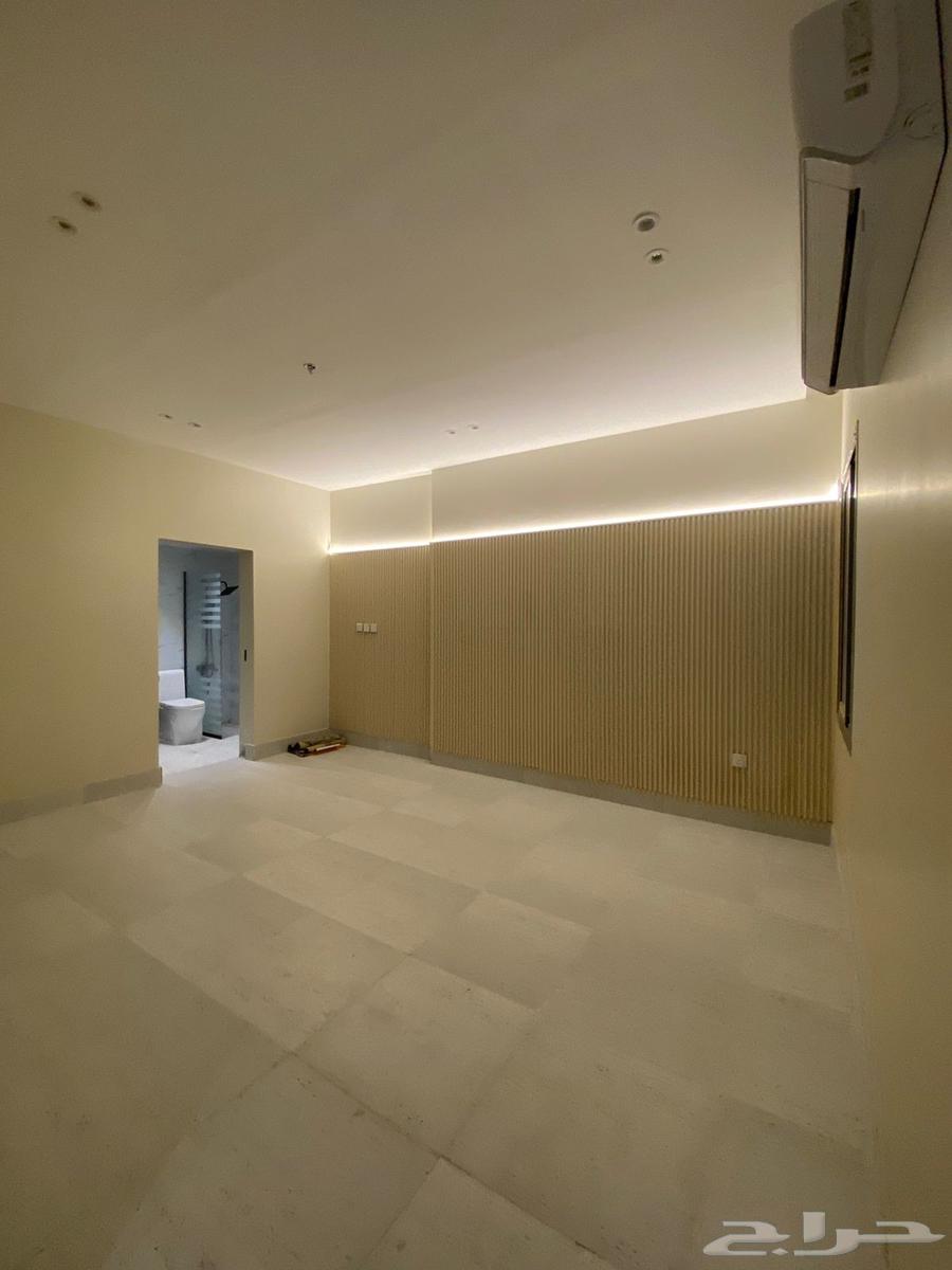 شقة حديثة للإيجار   الحمراء (قرب جسر البحرين) Modern Apartme63363253848578111