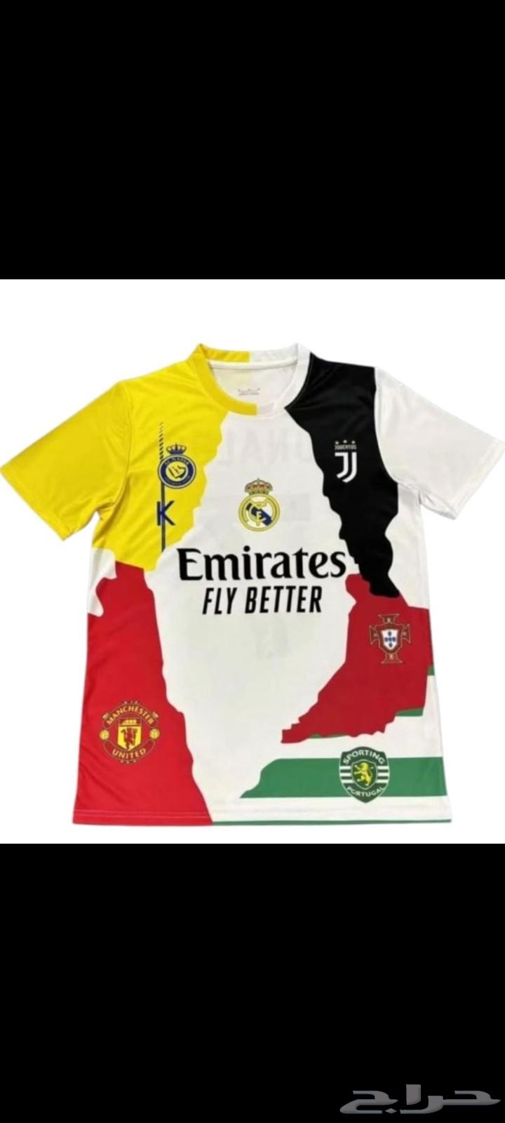 Ronaldo's number 7 jersey from the clubs he played for: Al Nassr, worldwide, and Real Madrid.63359612116609113