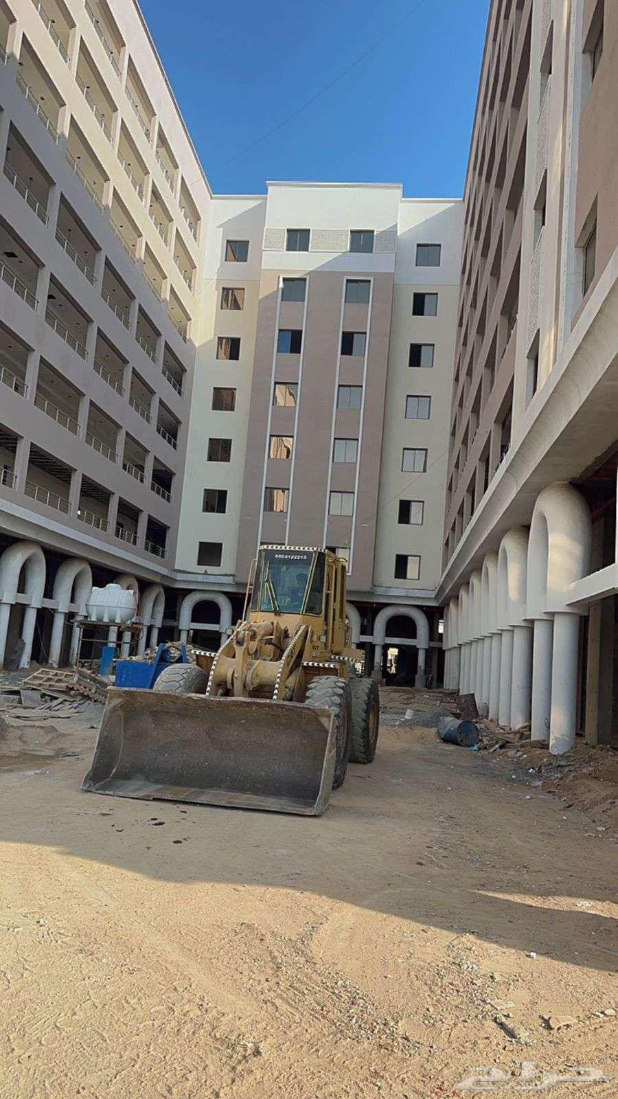 There are excavators for rent, daily work, cutting work, waste removal63726525489411110