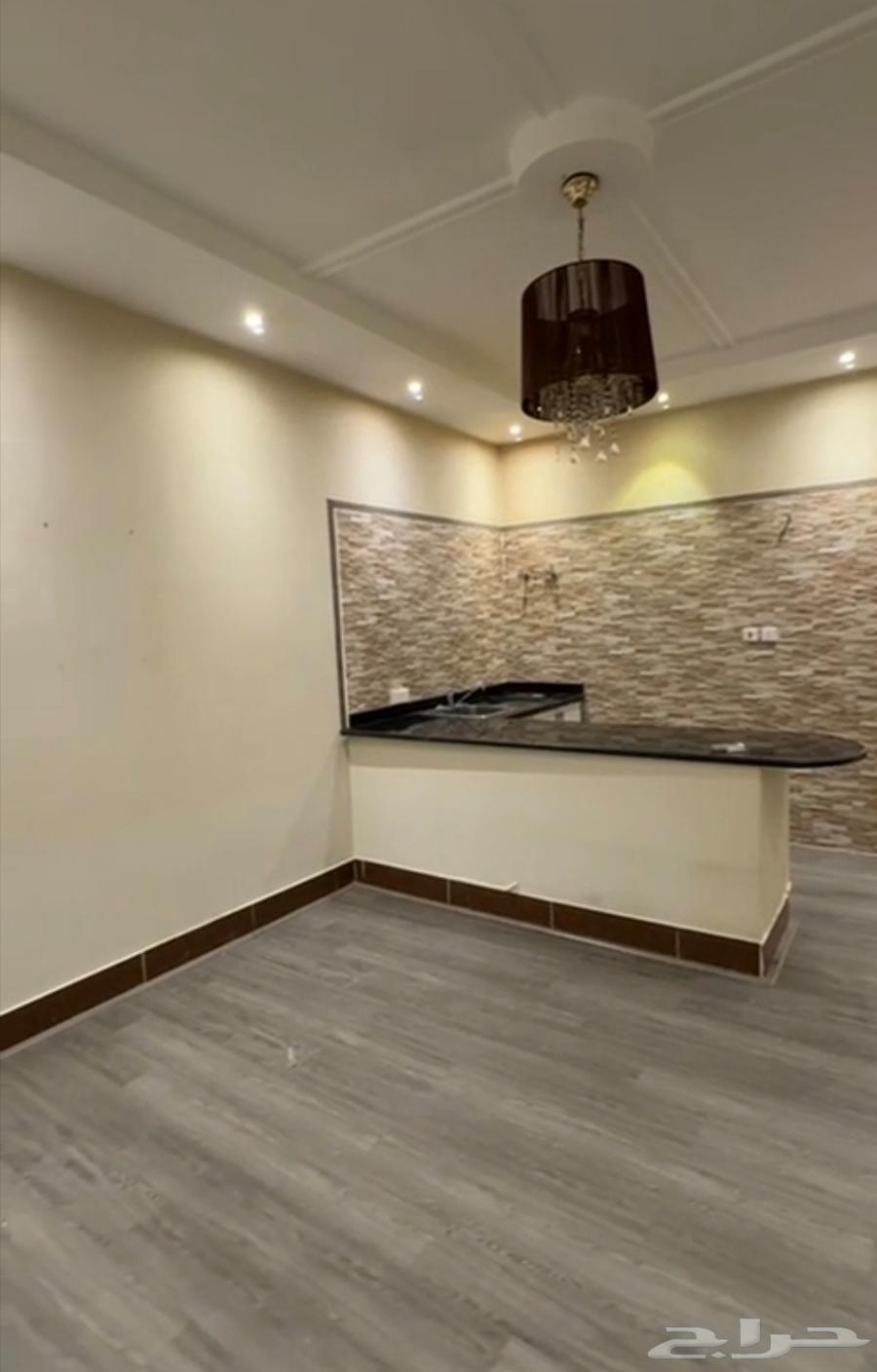 فيلا للإيجار فالشراع جاهزة للسكن 70.000 سنويا63359372724610111