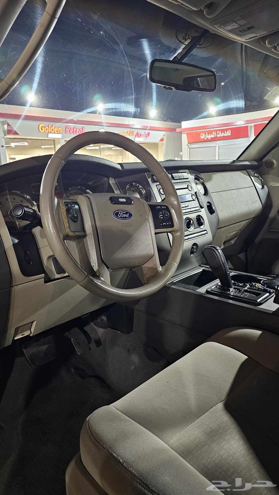 فورد اكسبديشن نظيف 201063614885827586112
