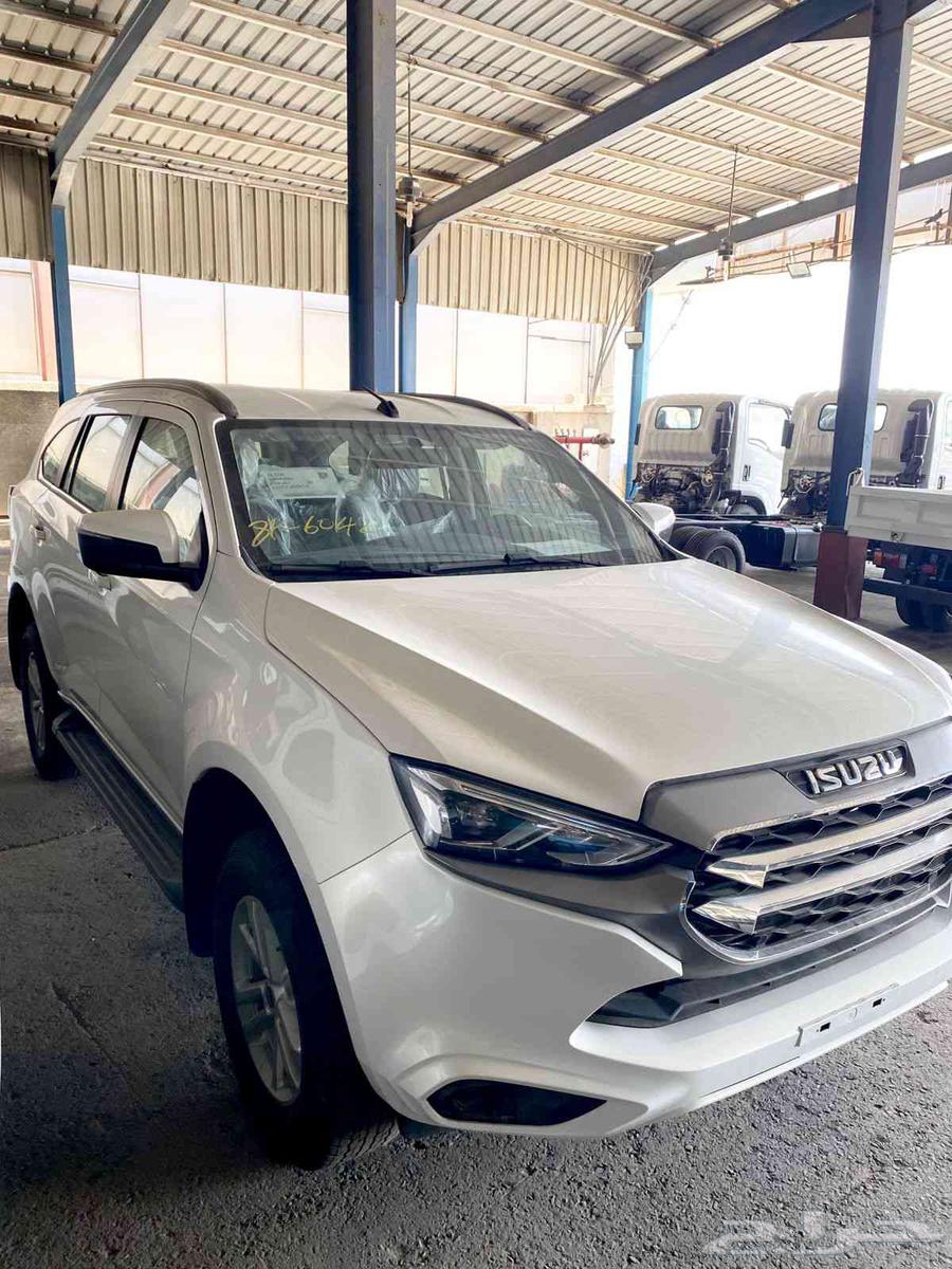 Isuzu MUX Jeep 202363614884674690111