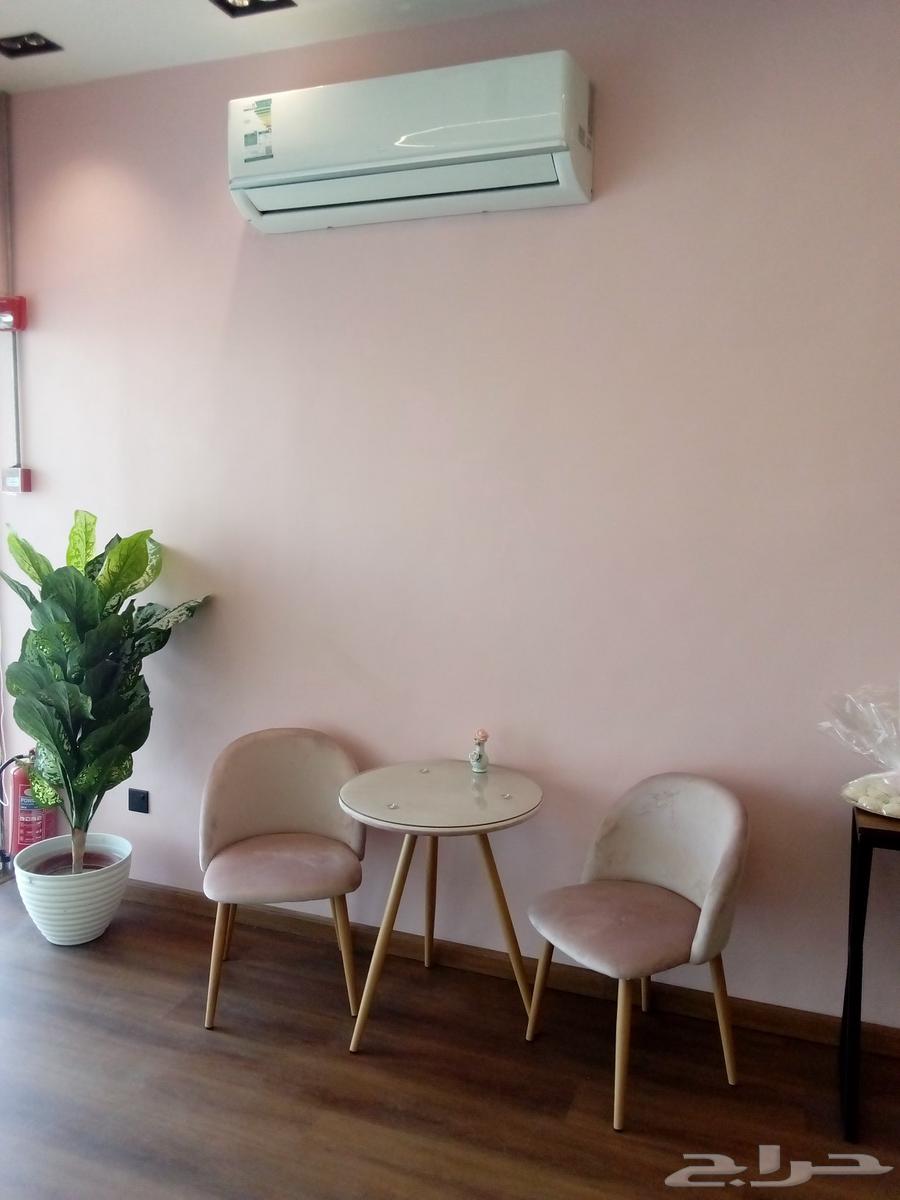 A cafe for kissing63356927439489112