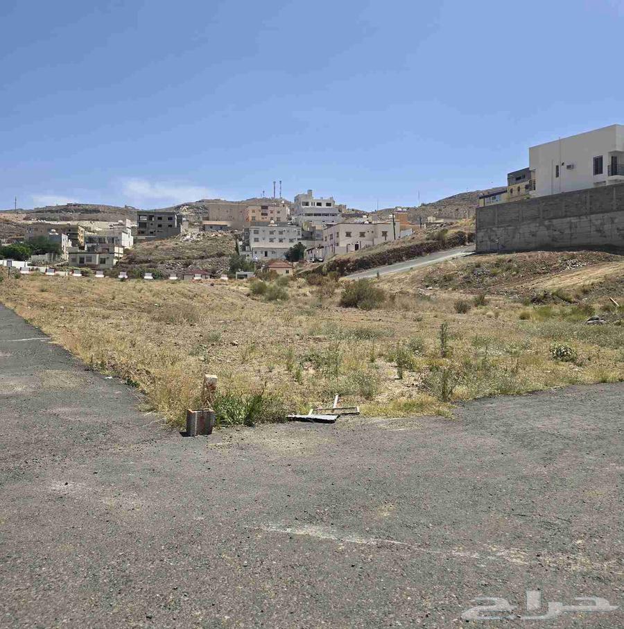 For sale, a land plot in Al-Muntazah district next to Sama Abha.63016509580931111