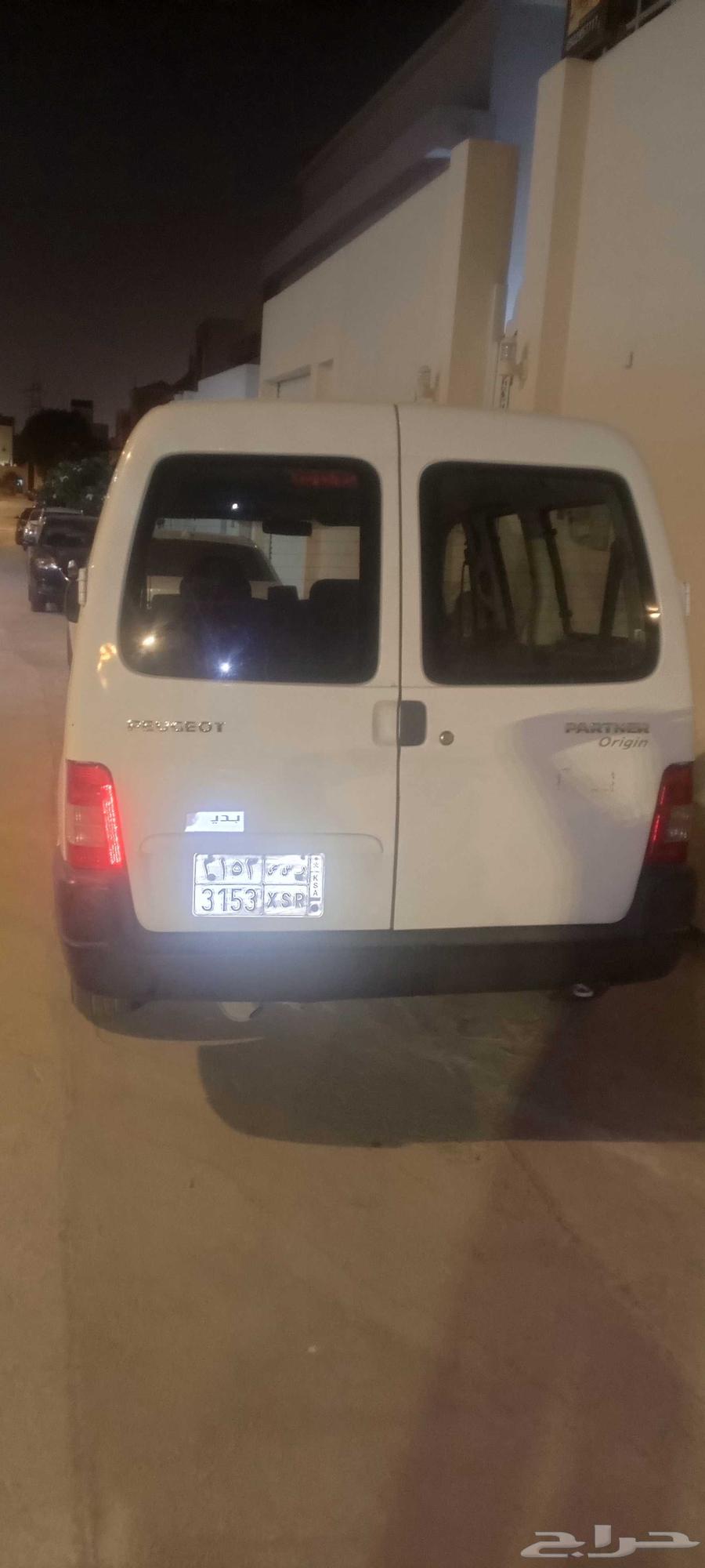 peugeot 2013 Urgent sale. eng.. gare ok . ac ok63614548658435112