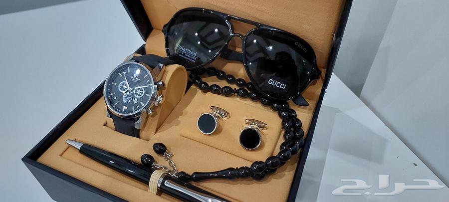 A new set - watch with sunglasses, cufflinks, pen, and prayer beads634068137029141129