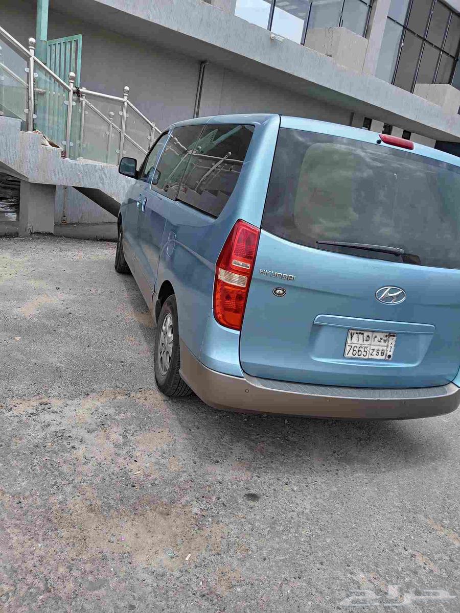 Hyundai H1 family car, transmission and body in good condition. All agency63614911161985113