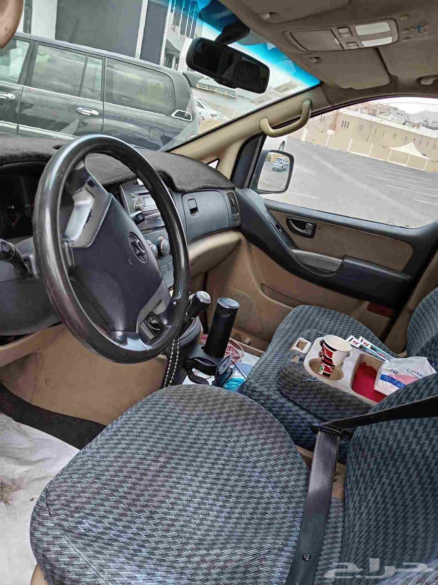 Hyundai H1 family car, transmission and body in good condition. All agency63614911161985114