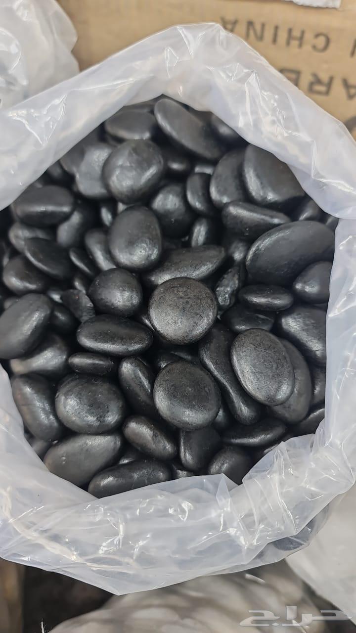 بحص ابيض واسود ولامع وعسلى63352358368897112
