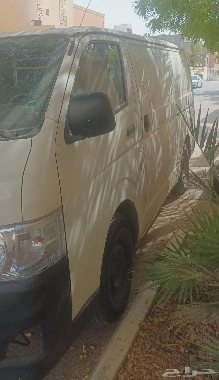 Toyota Hiace63614912077827113