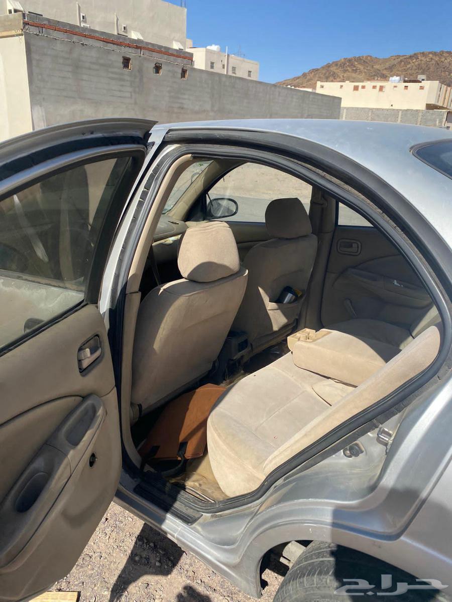 Nissan Sunny 2006 for parts63615358026113114